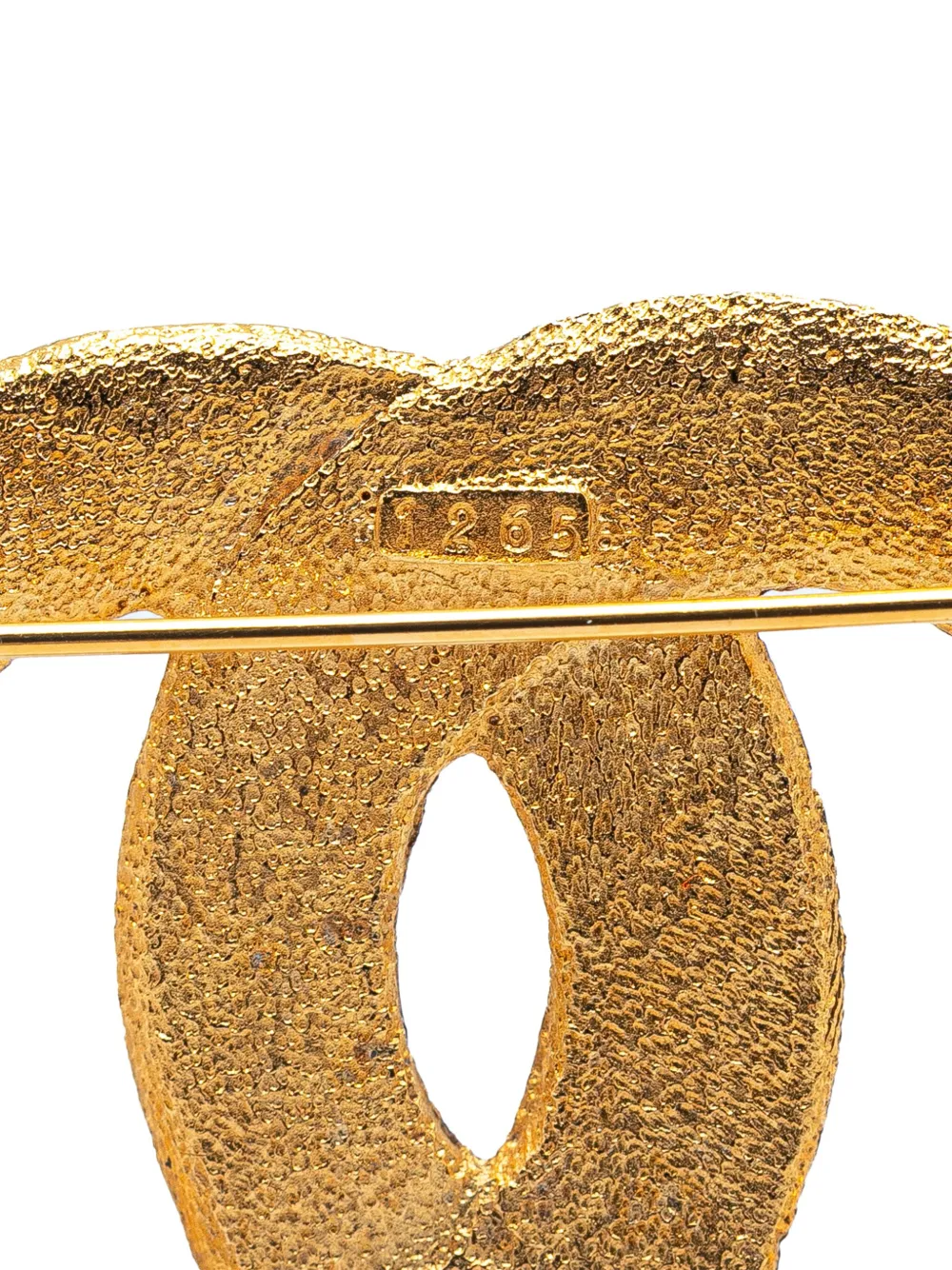 Pre-owned Chanel 1980-1990 Gold Plated Cc Brooch Costume Brooch
