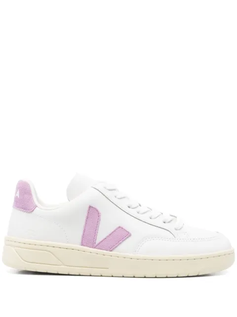 VEJA سنيكر V-12