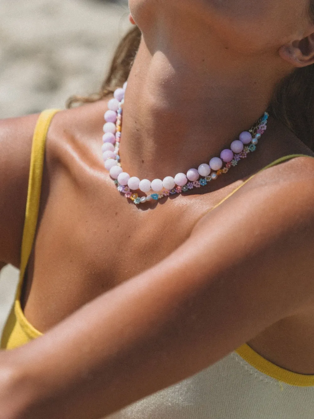 Anni Lu Colar com motivo floral e contas | Image 2