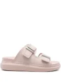 Alexander McQueen logo-engraved sandals - Pink