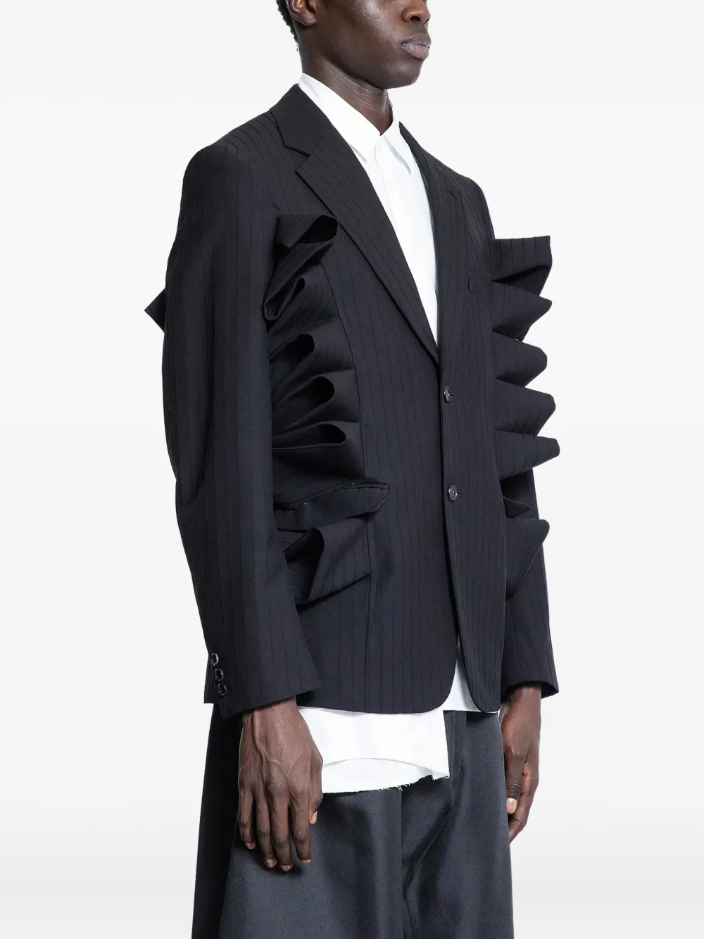 Comme des Garçons Homme Plus Blazer met krijtstreep en ruches Zwart