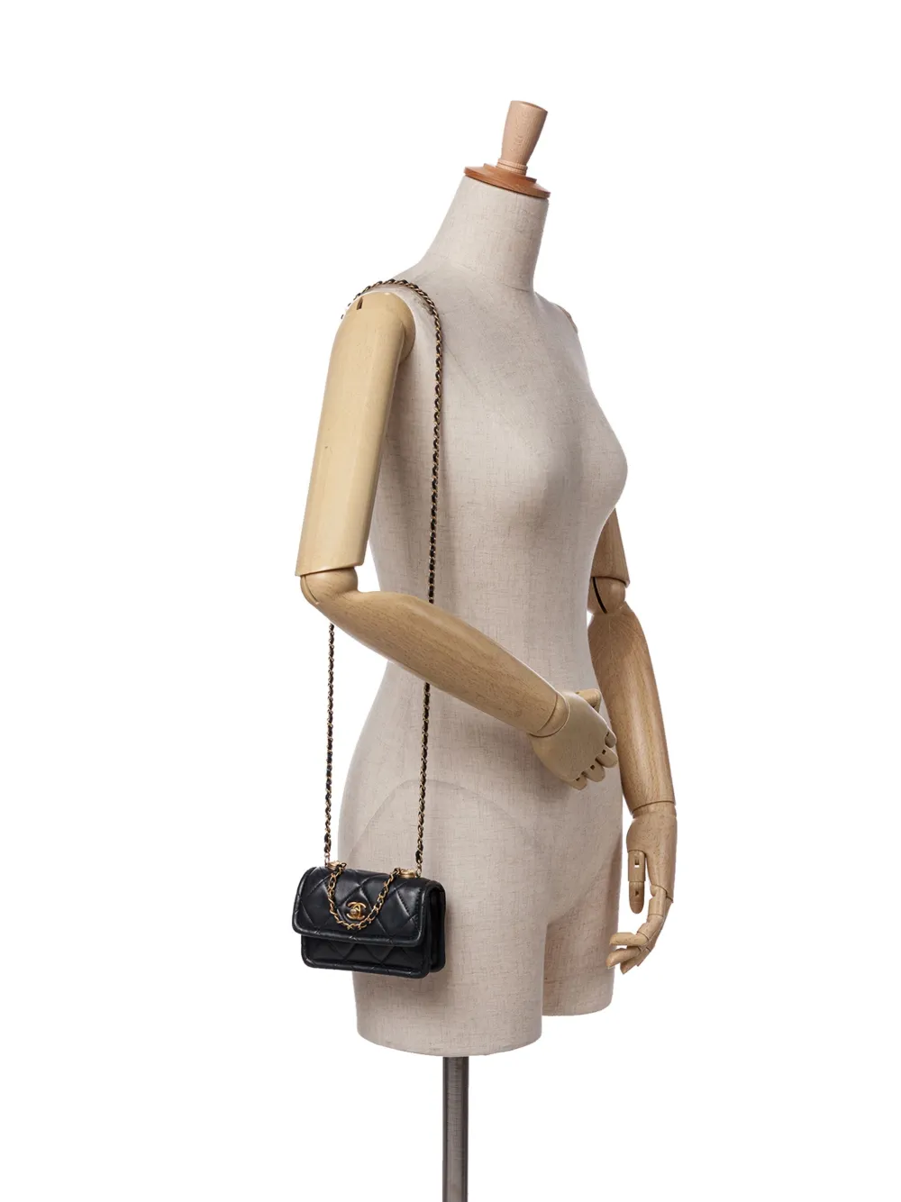 CHANEL Pre-Owned 2020 Mini Lambskin Button On Top Flap satchel | Pre-Owned | Image 2
