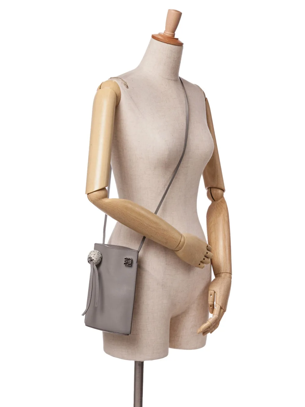 Loewe Pre-Owned 2023 Calfskin Dice Pocket crossbody bag | Pre-Owned | Image 2