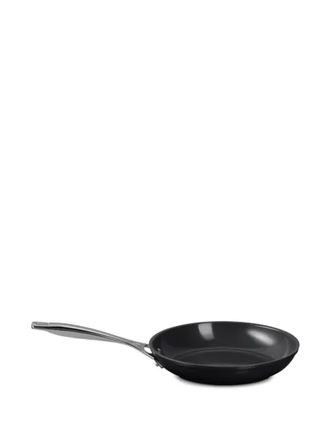Le Creuset logo-engraved pan 