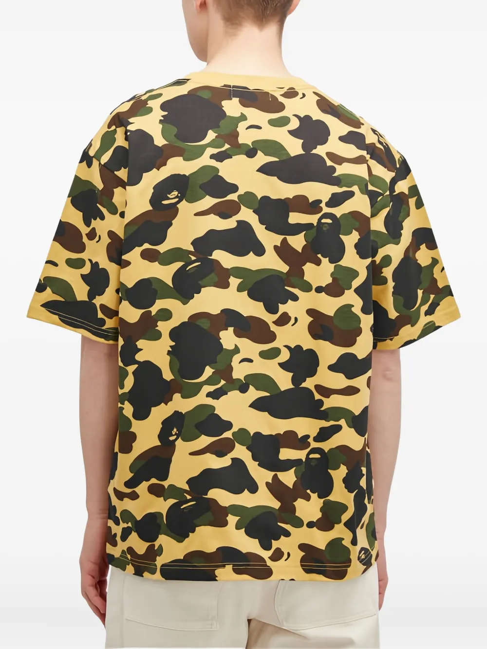A BATHING APE camo-print t-shirt Geel