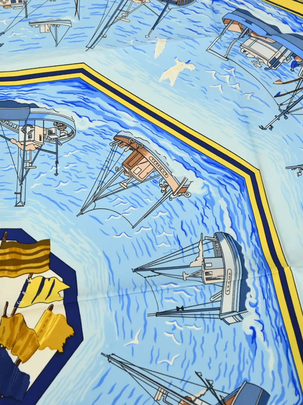 Pre-owned Hermes 1990-2000s Retour De Peche Scarf