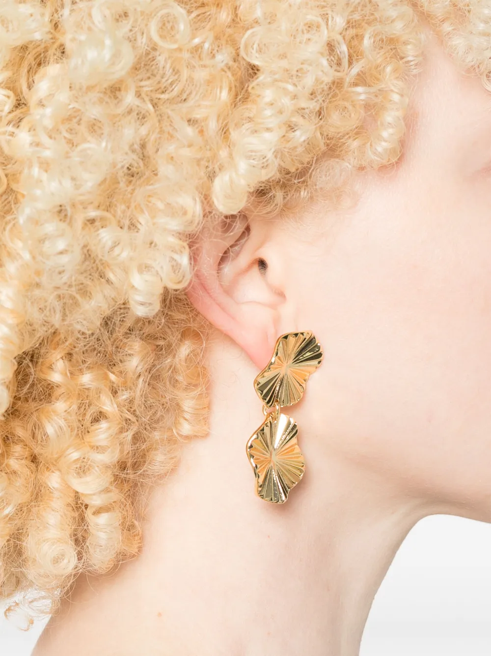 Twist & Tango aretes con diseño en forma de gota | Image 2