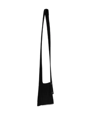 HOMME PLISSE ISSEY MIYAKE｜SHOULDER BAGS (HP36AG407 62) Homme Plissé Issey Miyake Overlap Shoulder Bag | Grey | FARFETCH