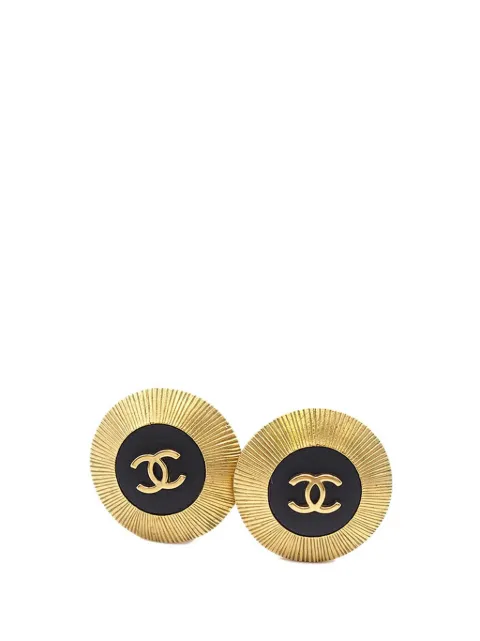 CHANEL Pre-Owned 1995 Gold Plated CC Button Clip On Earrings costume earrings