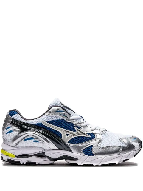 Mizuno Wave Rider 10 sneakers