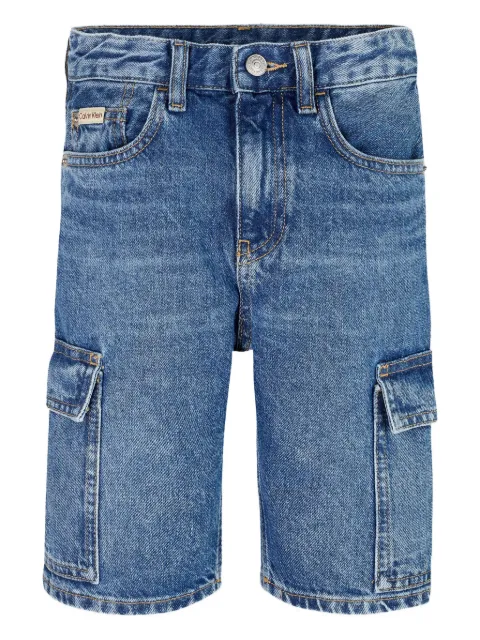 Calvin Klein Kids شورت جينز بتأثير خطوط باهتة