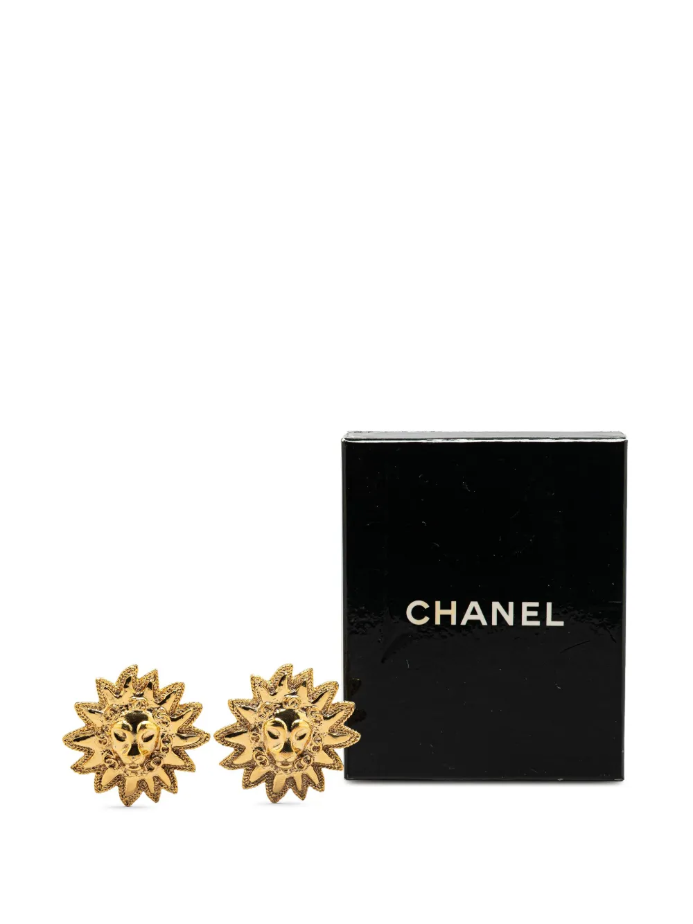 Pre-owned Chanel 1970-1980 Gold Plated Lion Motif Clip On Earrings Costume Earrings