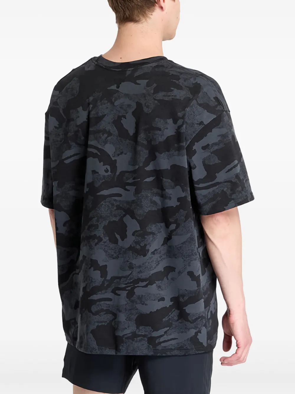 Under Armour camouflage-print T-shirt | T-Shirts | Image 2