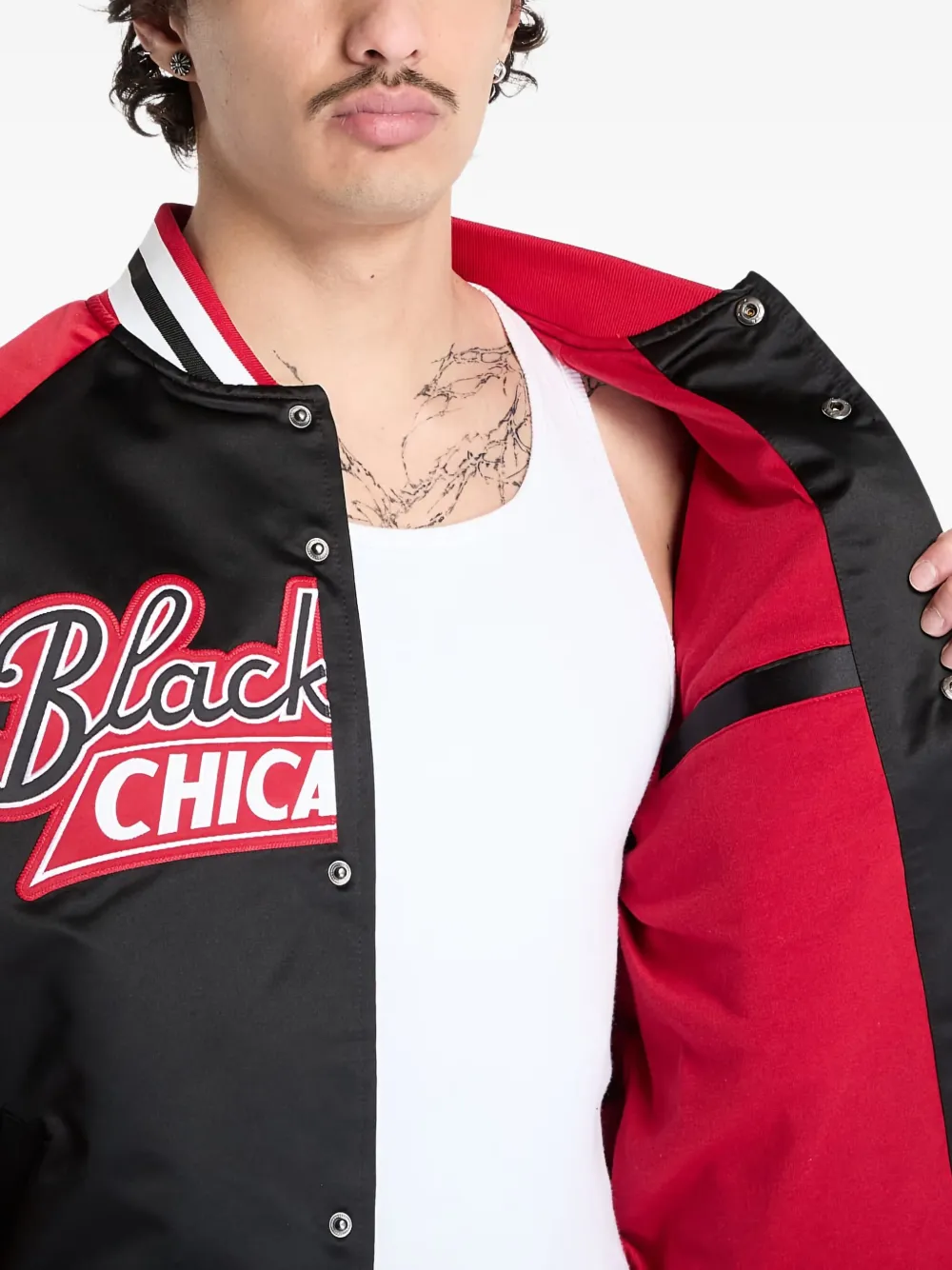 Mitchell & Ness Chicago Bulls Double Clutch Lw Satin Jacket In Black