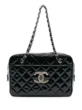 CHANEL Pre-Owned 2009-2010 Large CC Quilted Patent Brilliant Camera Bag shoulder bag - Blue