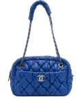 CHANEL Pre-Owned 2009-2010 Quilted Lambskin Bubble Quilt Camera shoulder bag - Blue