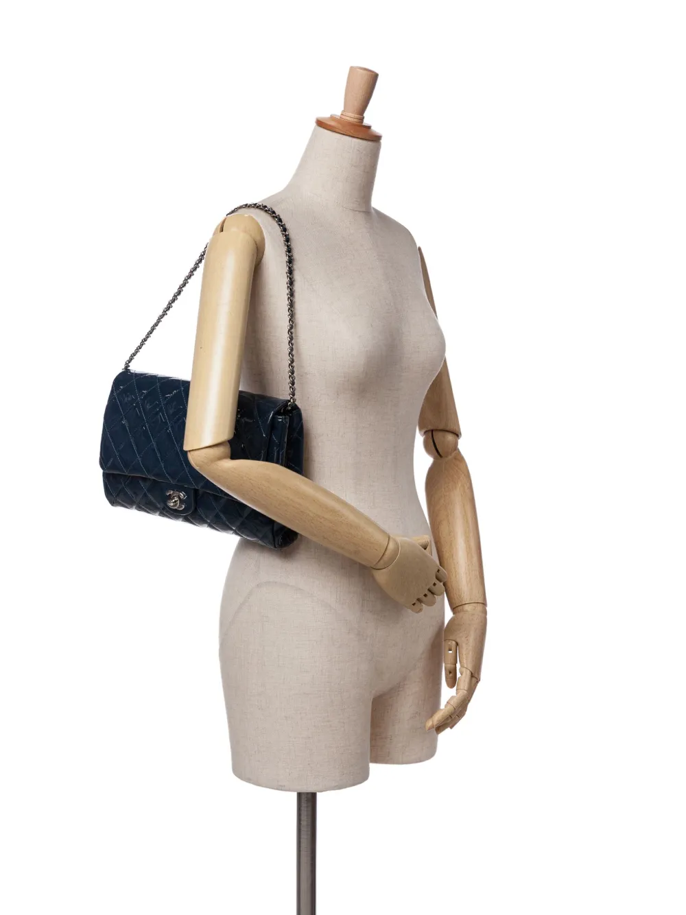 CHANEL Pre-Owned 2012-2013 CC Quilted Patent Clutch With Chain shoulder bag | Pre-Owned | Image 2