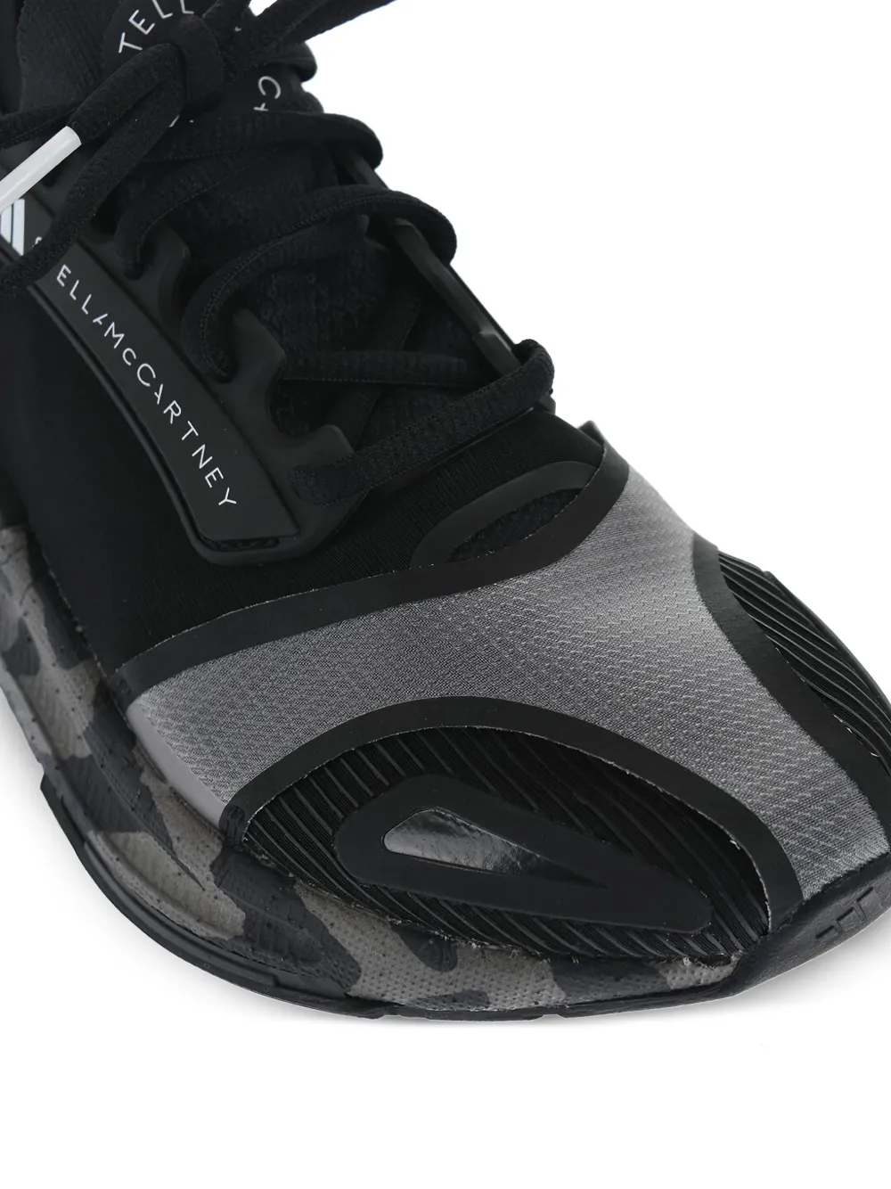 Stella McCartney Ultraboost Light Sneakers Zwart