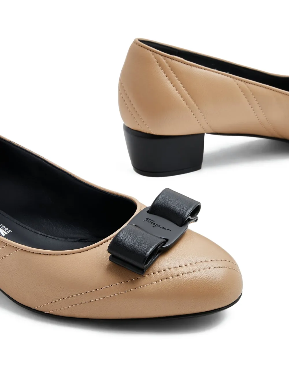 Ferragamo bow-detail pumps Brown