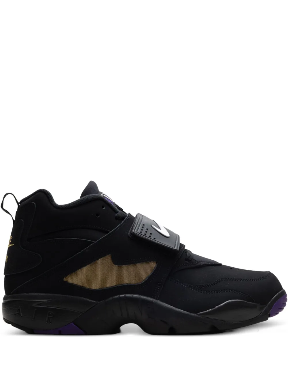Nike Air Diamond Turf Sneaker In Black