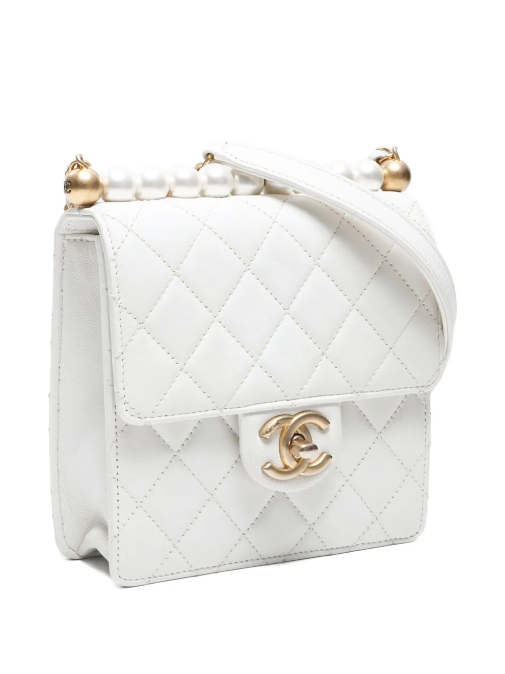 Pre-owned Chanel 2019-2020 Matelassé Shoulder Bag In White