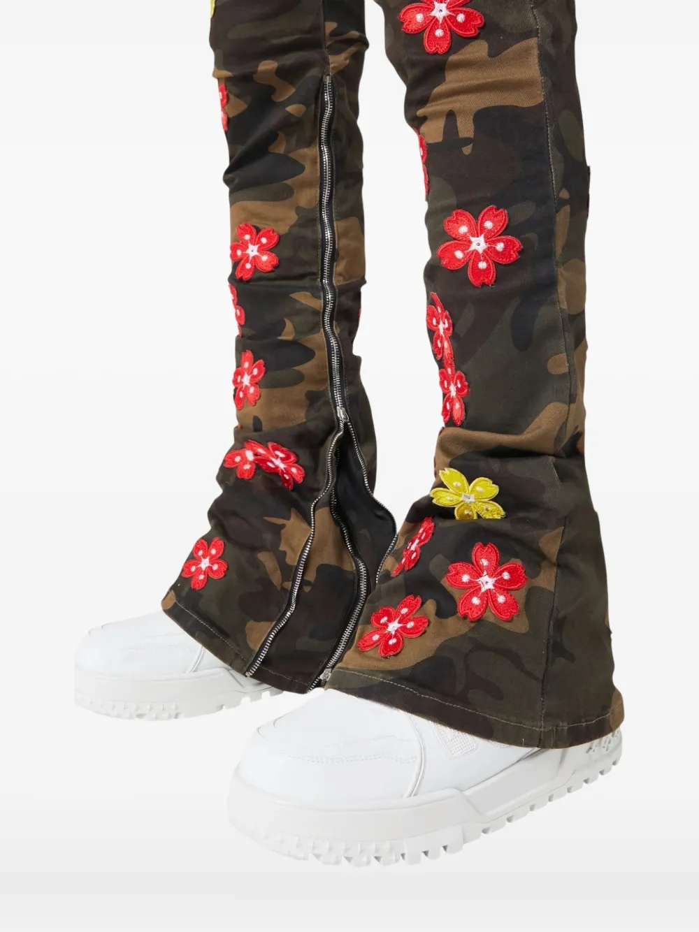 Guapi Camouflage-pattern Floral Jeans In Multi