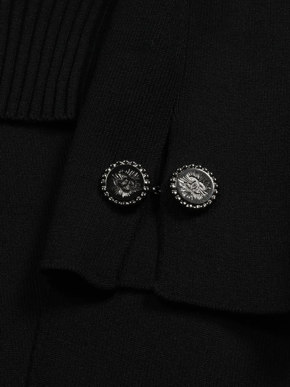 CHANEL Pre-Owned 1986-1988 high-low hem cardigan | Pre-Owned Jackets | Image 3