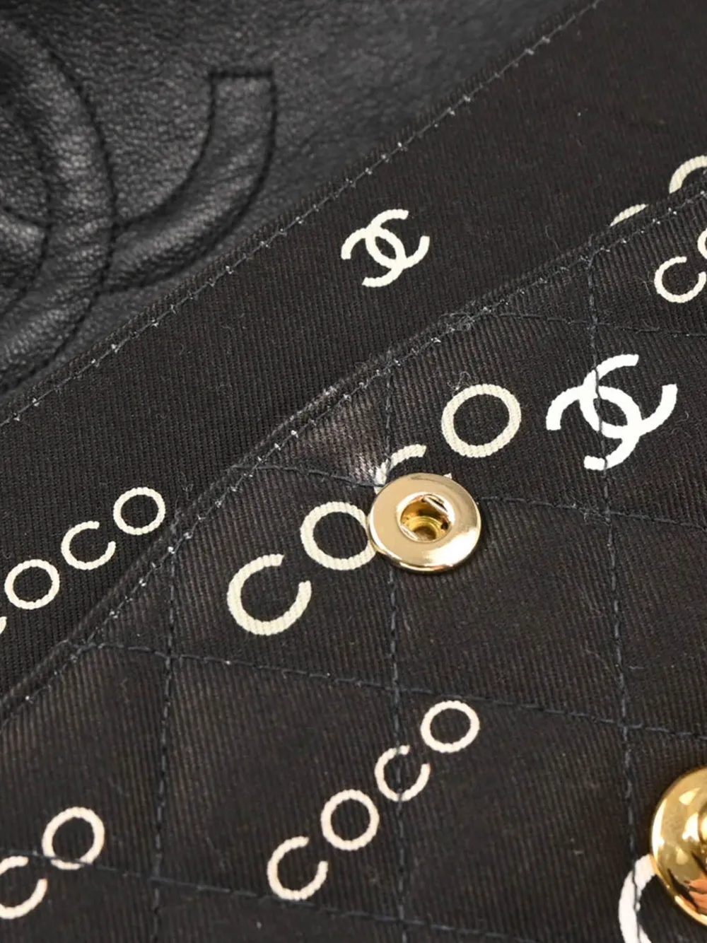 Pre-owned Chanel Coco Classic Double Flap 中号单肩包（2002年典藏款）
