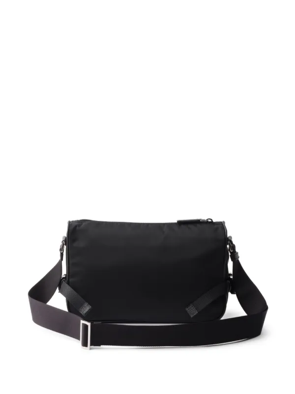 関税込 PRADA Re-nylon crossbody バッグ Prada Re-Nylon Pouch Crossbody Bag | Black | FARFETCH
