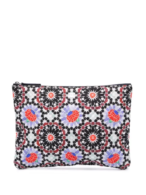 CHANEL Pre-Owned 2014-2015 Paris Dubai Medium Printed Canvas Cosmetic Case clutch bag
