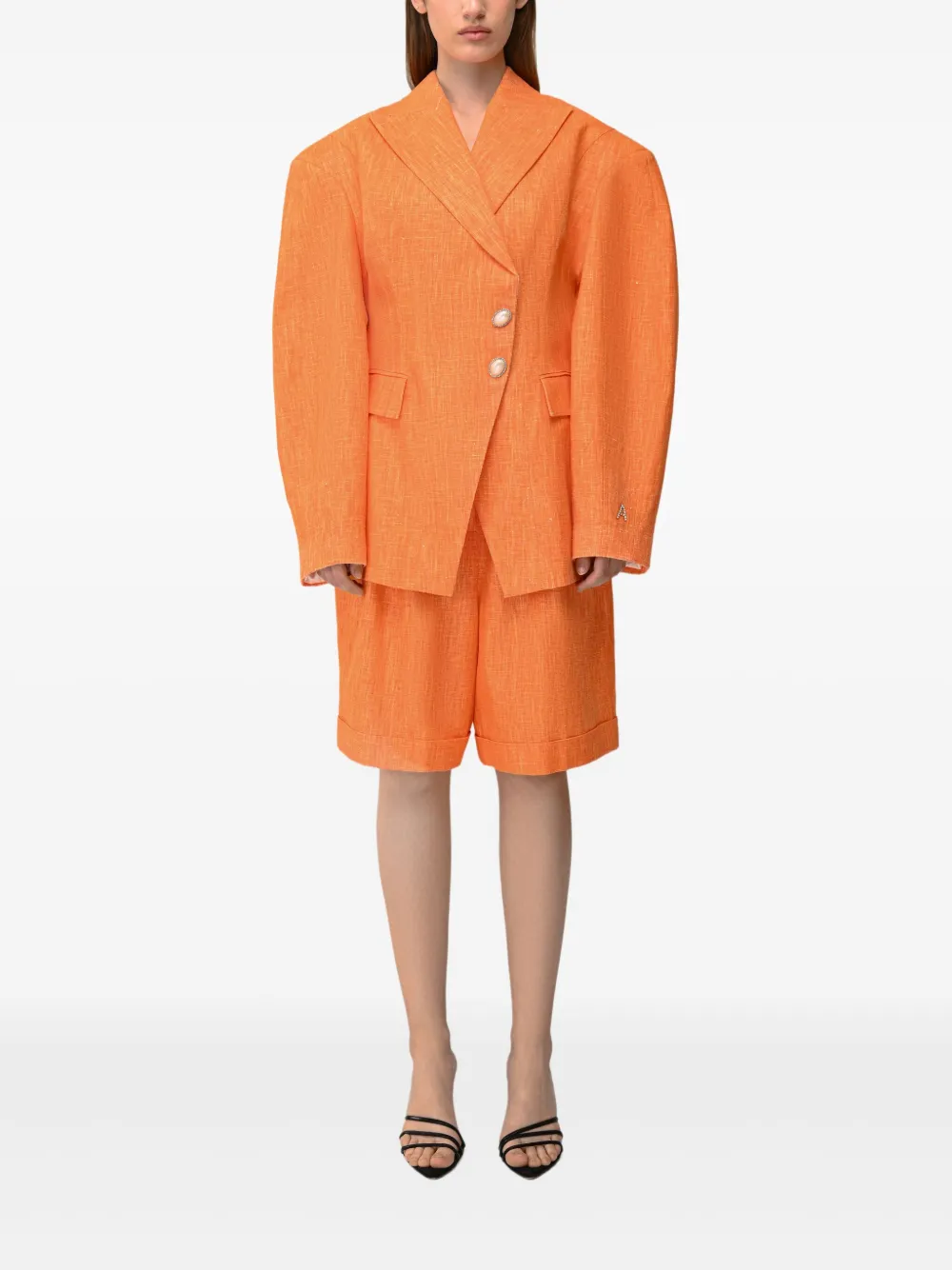 ANOUKI pleated bermuda shorts | Knee-Length Shorts | Image 2
