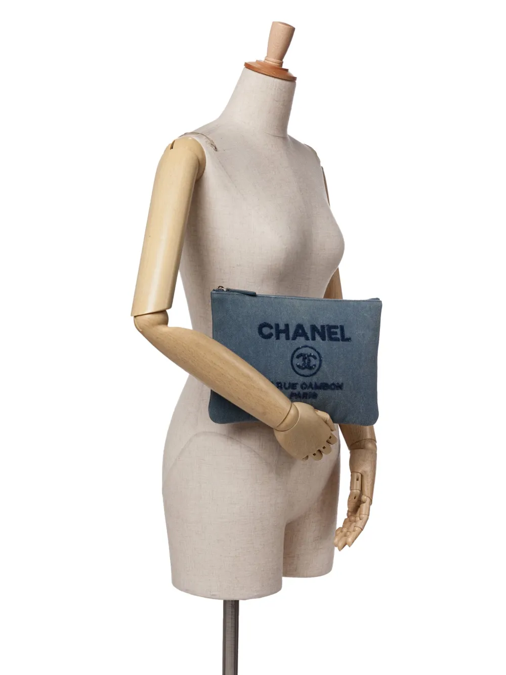 CHANEL Pre-Owned 2017-2018 Medium Denim Sequin Deauville O Case clutch bag | Pre-Owned | Image 2