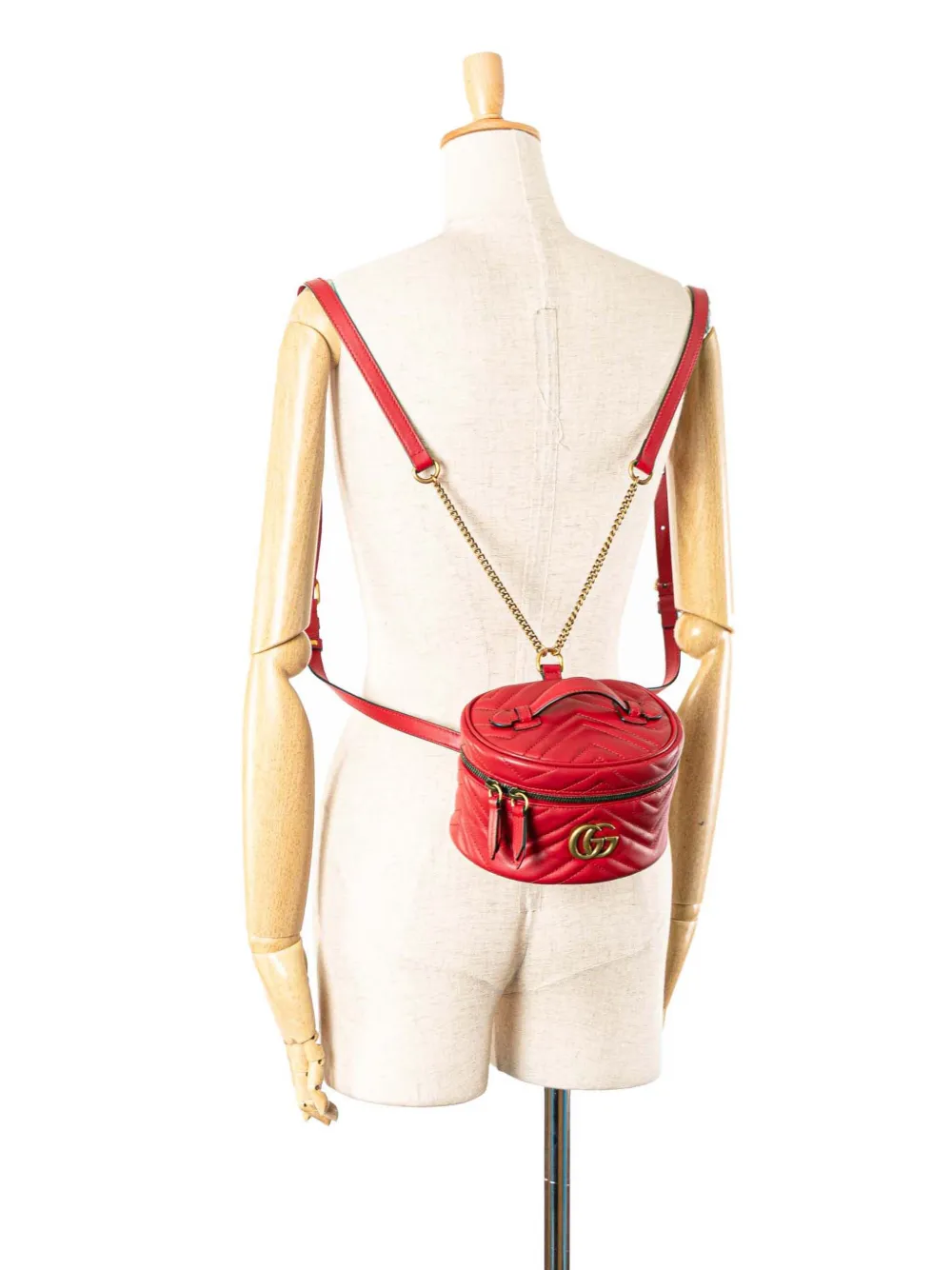 Gucci Pre-Owned Zaino GG Marmont con design rotondo Matelasse in pelle 2016-2024 | Pre-owned | Image 2