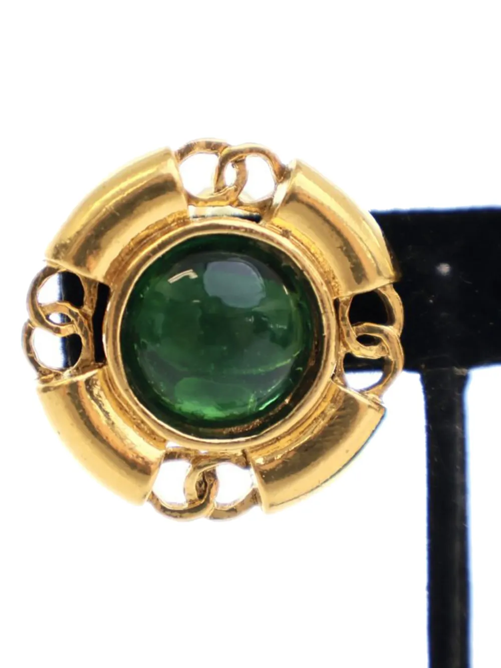 Pre-owned Chanel 1993 Gold Plated Gripoix Round Clip On Earrings Costume Earrings