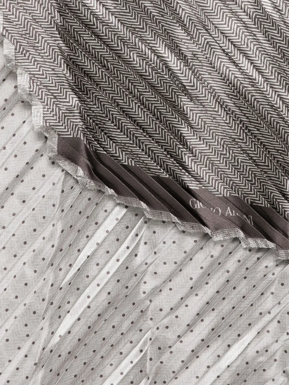 Giorgio Armani mascada de seda | Image 2