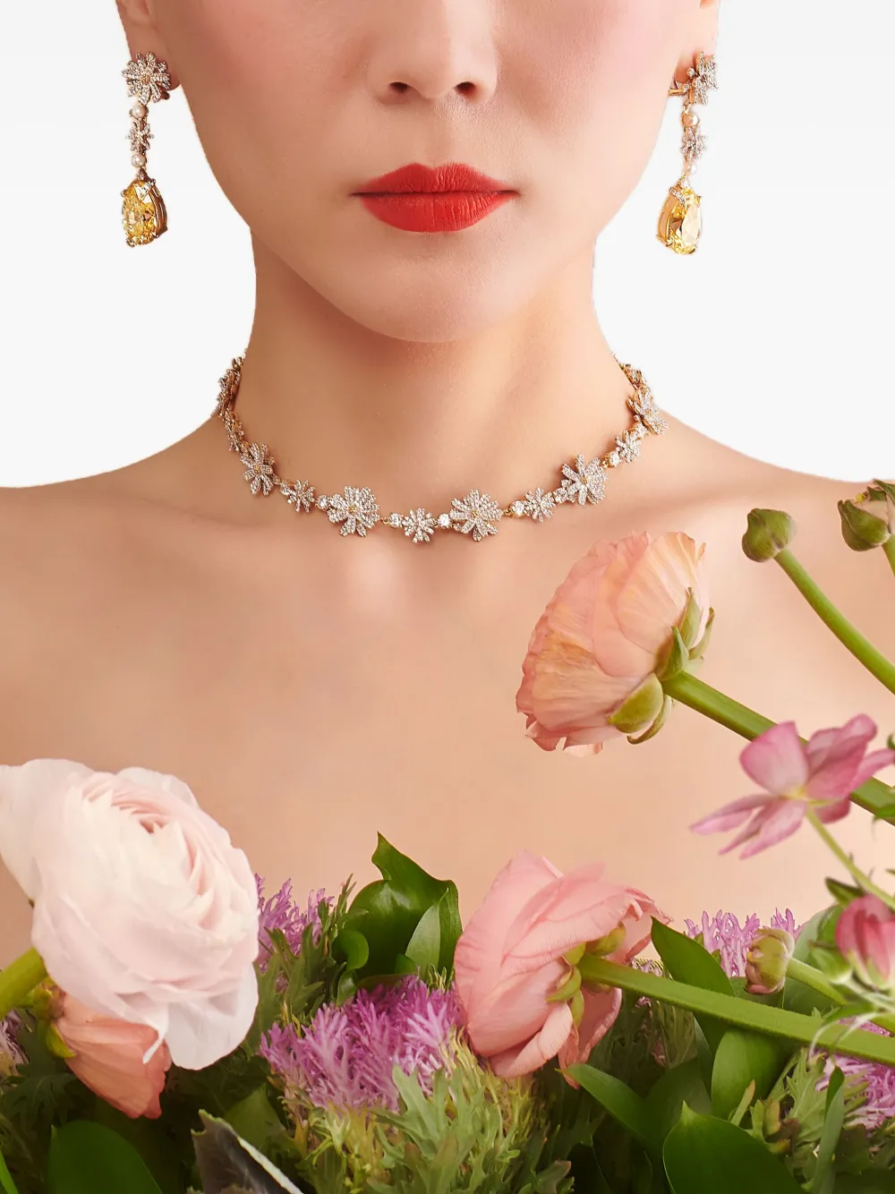Anabela Chan 14K gold Daisy white diamond and freshwater pearl earrings | Image 2