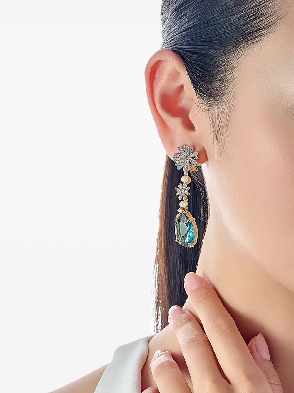 Anabela Chan 18k Gold Vermeil Aqua Daisy Multi Stone Drop Earrings In Metallic