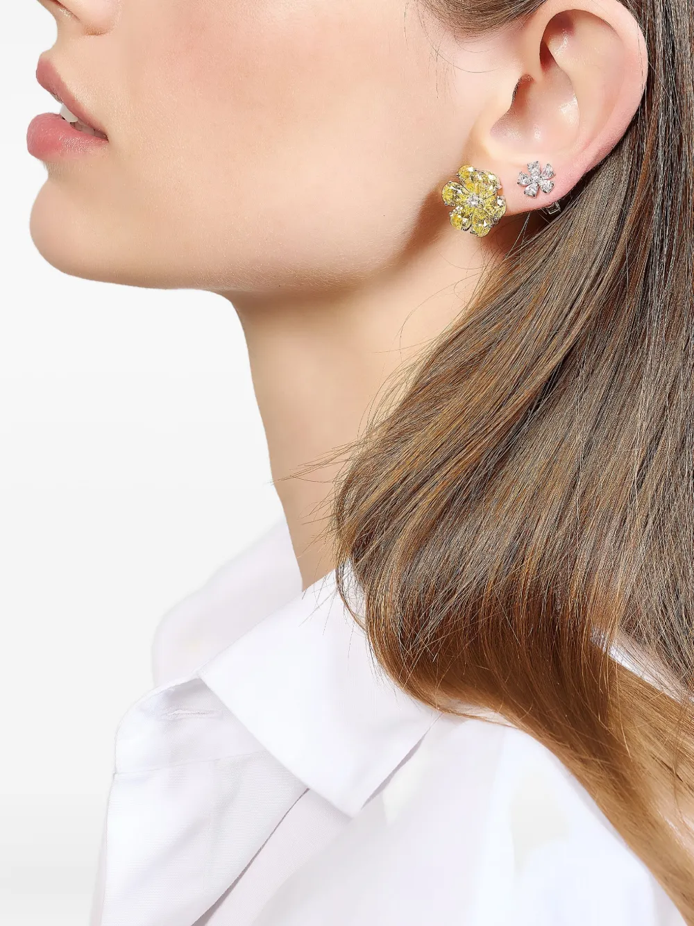 Anabela Chan 18kt White Gold Marguerite Daisy Diamond Clip-on Earrings In Gold