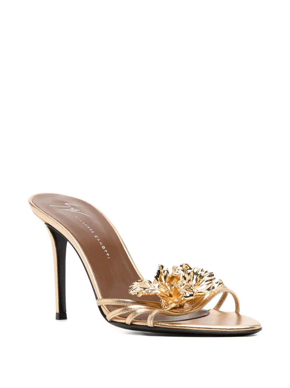 Giuseppe Zanotti 100 mm sandalen verfraaid met orchidee Goud