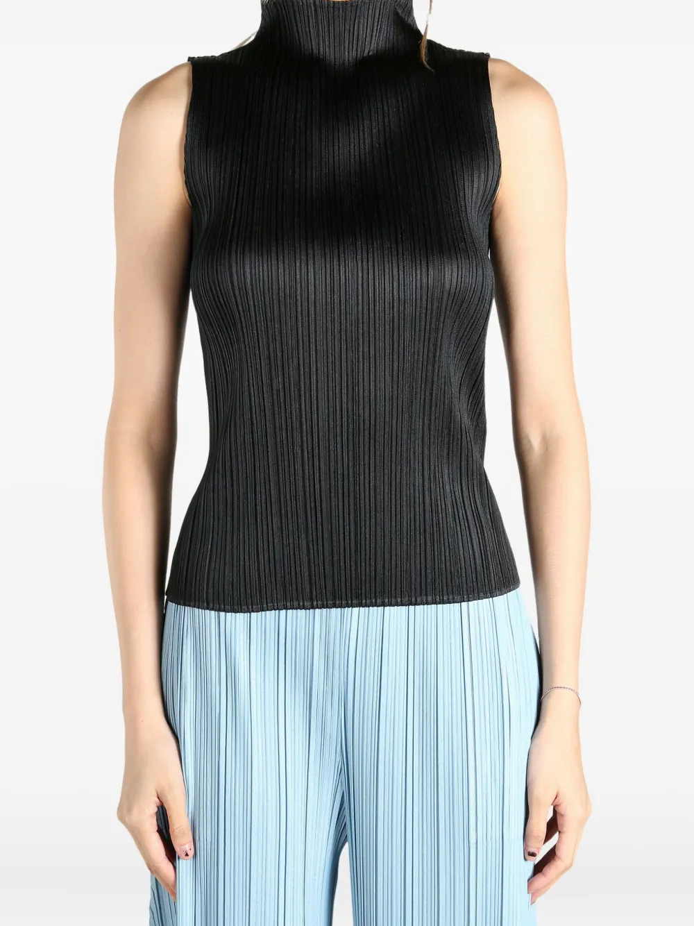 Pleats Please Issey Miyake Geplooide top Zwart
