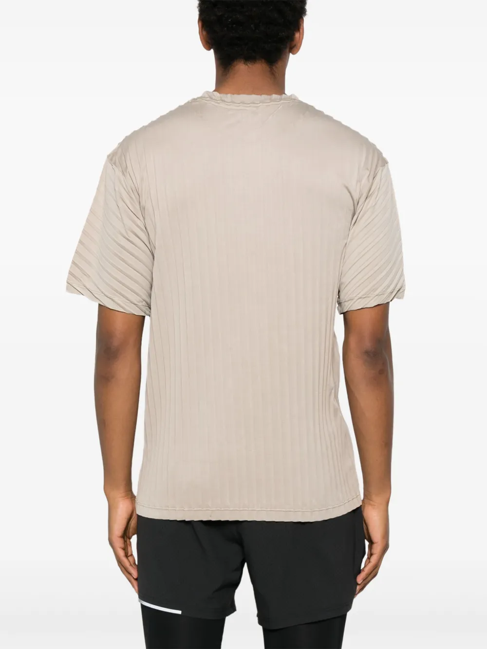 Satisfy T-shirt met logopatch Beige