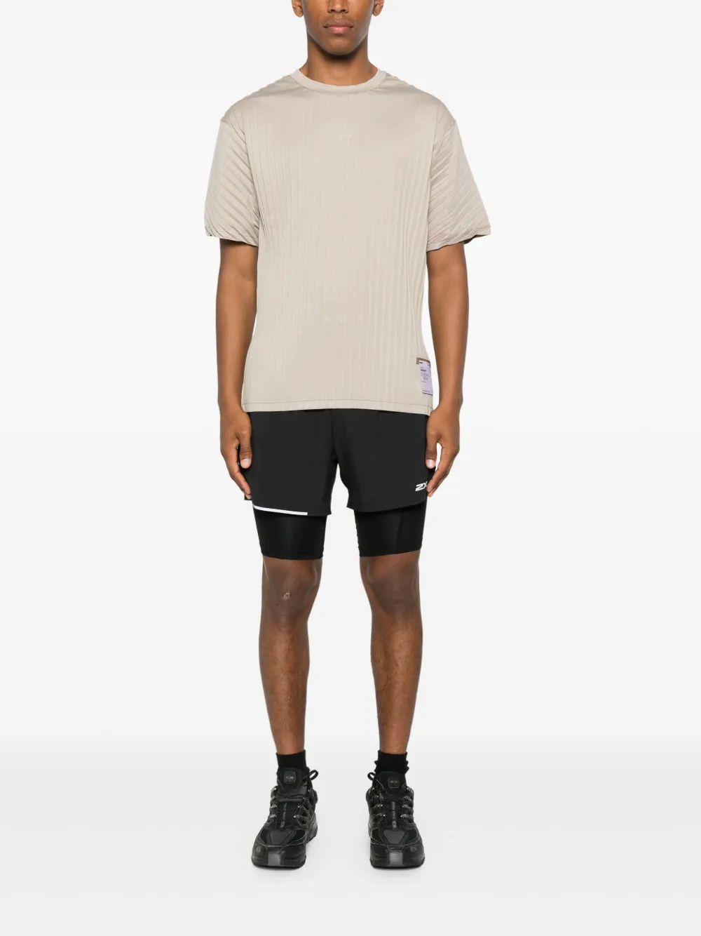 Satisfy T-shirt met logopatch - Beige