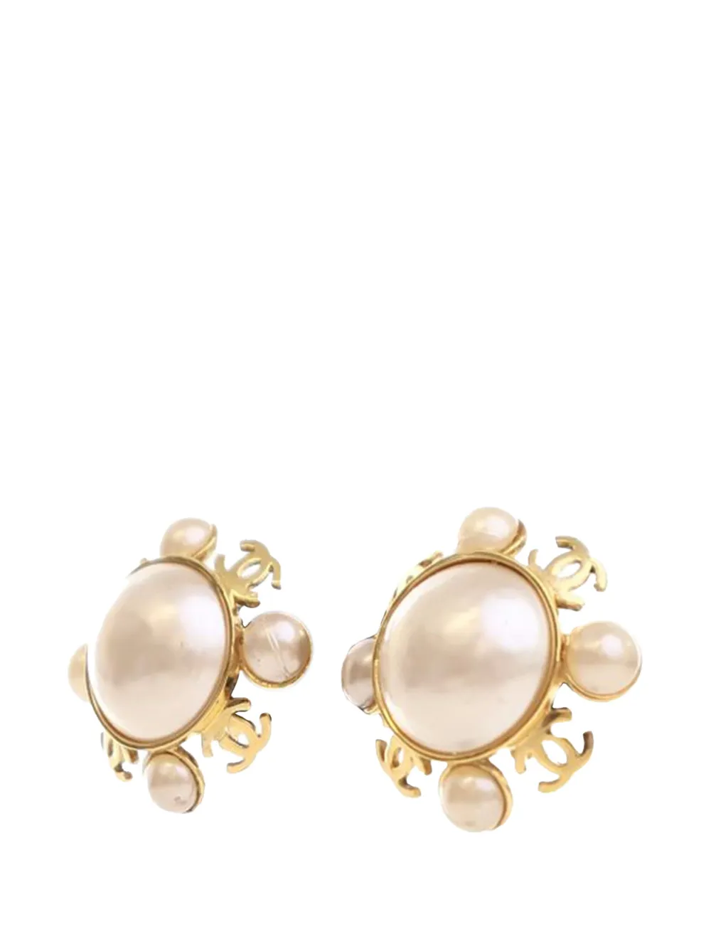 CHANEL Pre-Owned 20th Century Gold Plated Faux Pearl Clip On Earrings costume earrings | Image 2