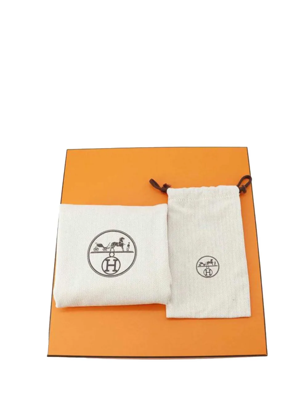 Hermès Pre-Owned 2024 Togo and Swift Medor Bag satchel | Pre-Owned | Image 2