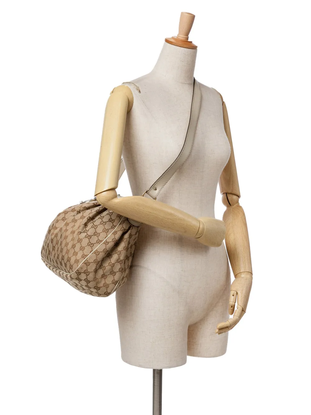 Gucci Pre-Owned 2016-2024 GG Canvas Sukey crossbody bag | Pre-Owned | Image 2