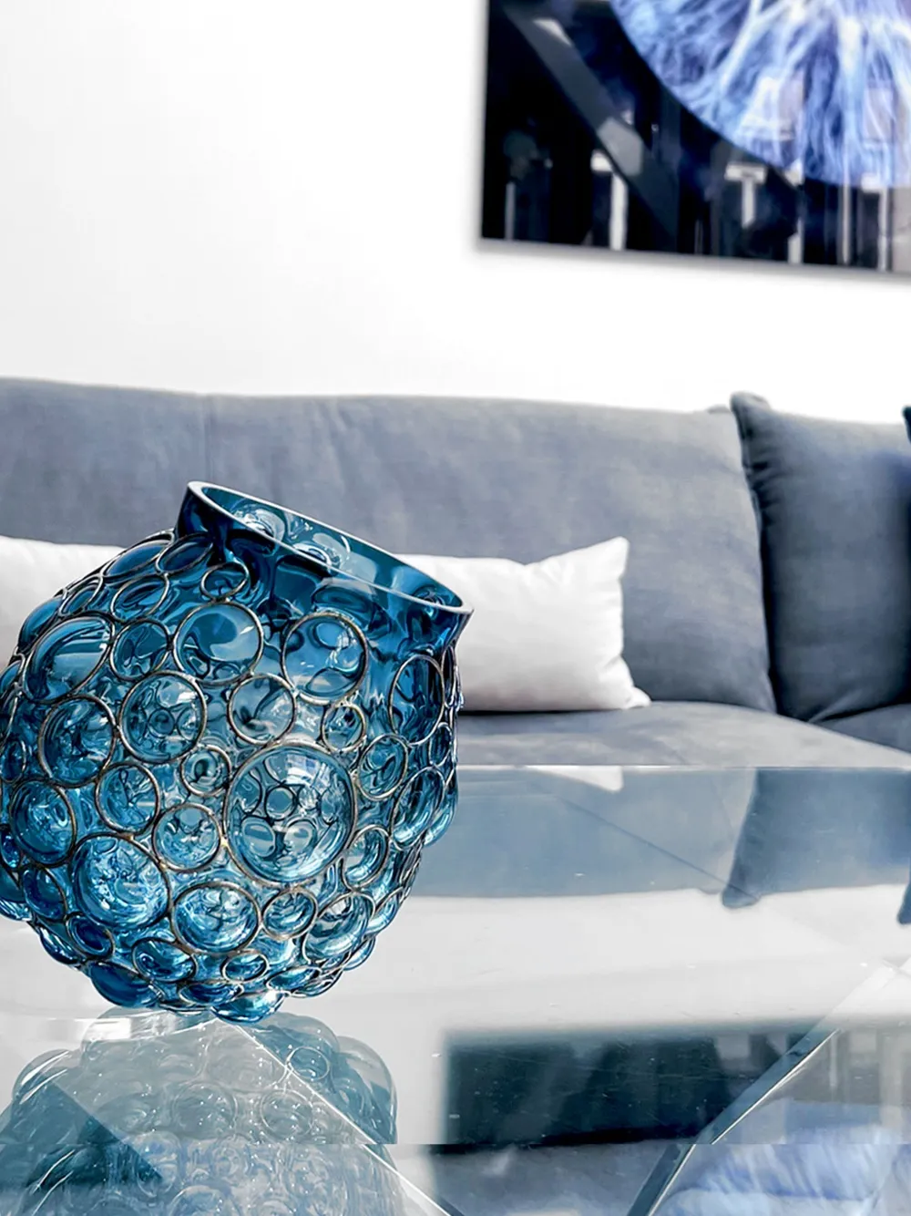  Vanessa Mitrani Champagne Ball Vase (18cm) - Blue 