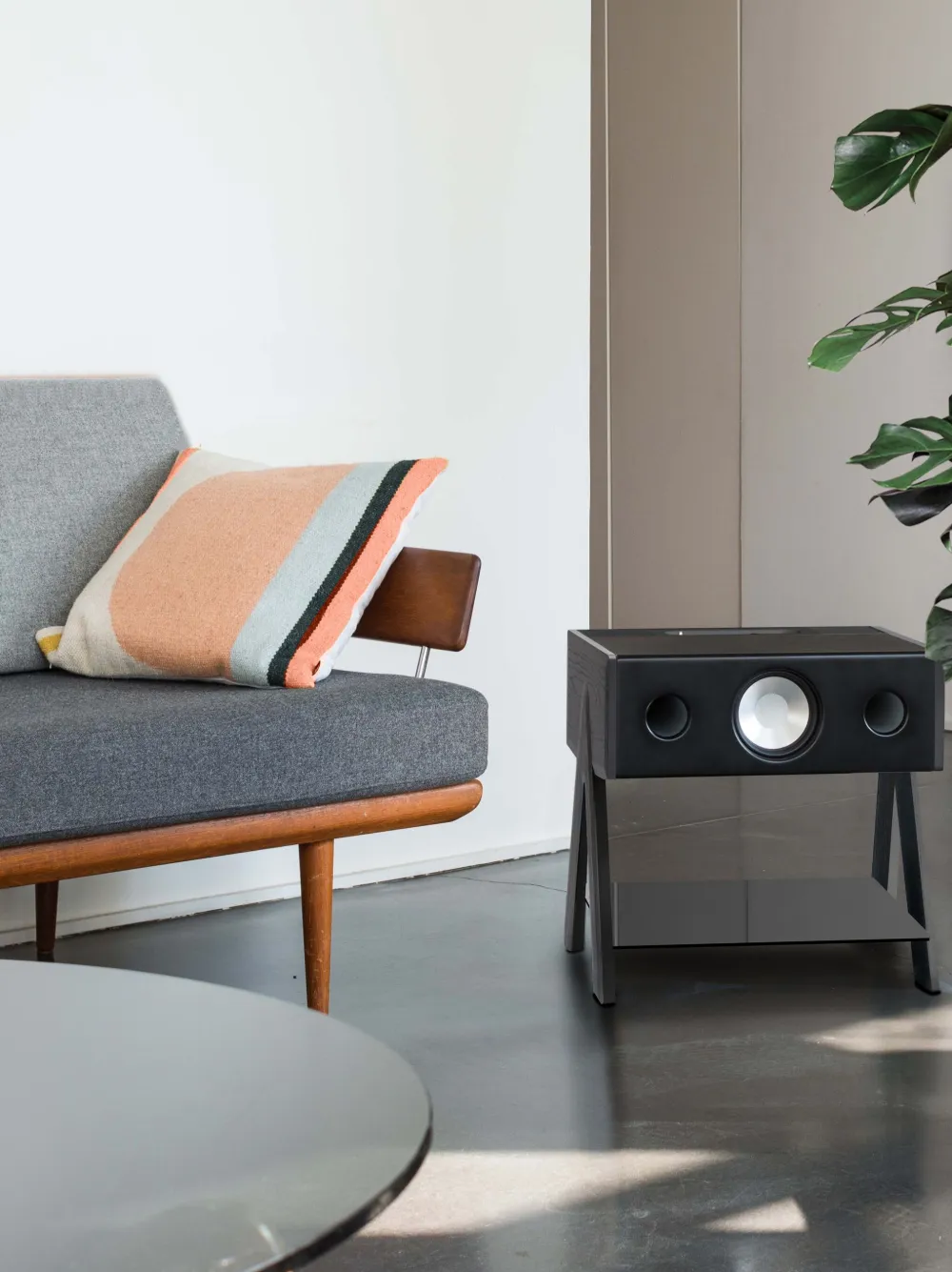 La Boite Concept Cube Lw Speaker In Black