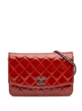CHANEL Pre-Owned 2014-2015 Quilted Patent Brilliant Wallet On Chain crossbody bag - Red