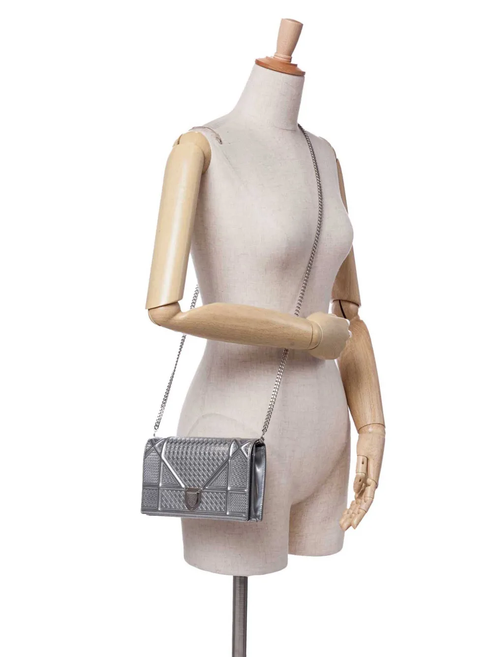 Christian Dior Pre-Owned شنطة كروس 'ميكروكاناج ديوراما' بلمعان ميتاليك ومحفظة بسلسلة 2017 | كلاسيكيات | Image 2