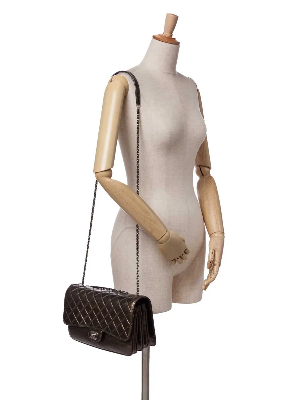 CHANEL Pre-Owned 2012 Medium Metallic Crackled Calfskin Clams Pocket Flap shoulder bag | Pre-Owned | Image 2